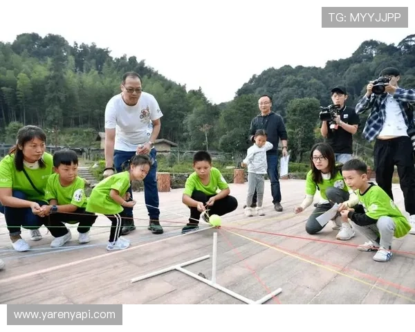 星空体育中文站：多角度分析体育赛事背后的故事与运动员的成长历程